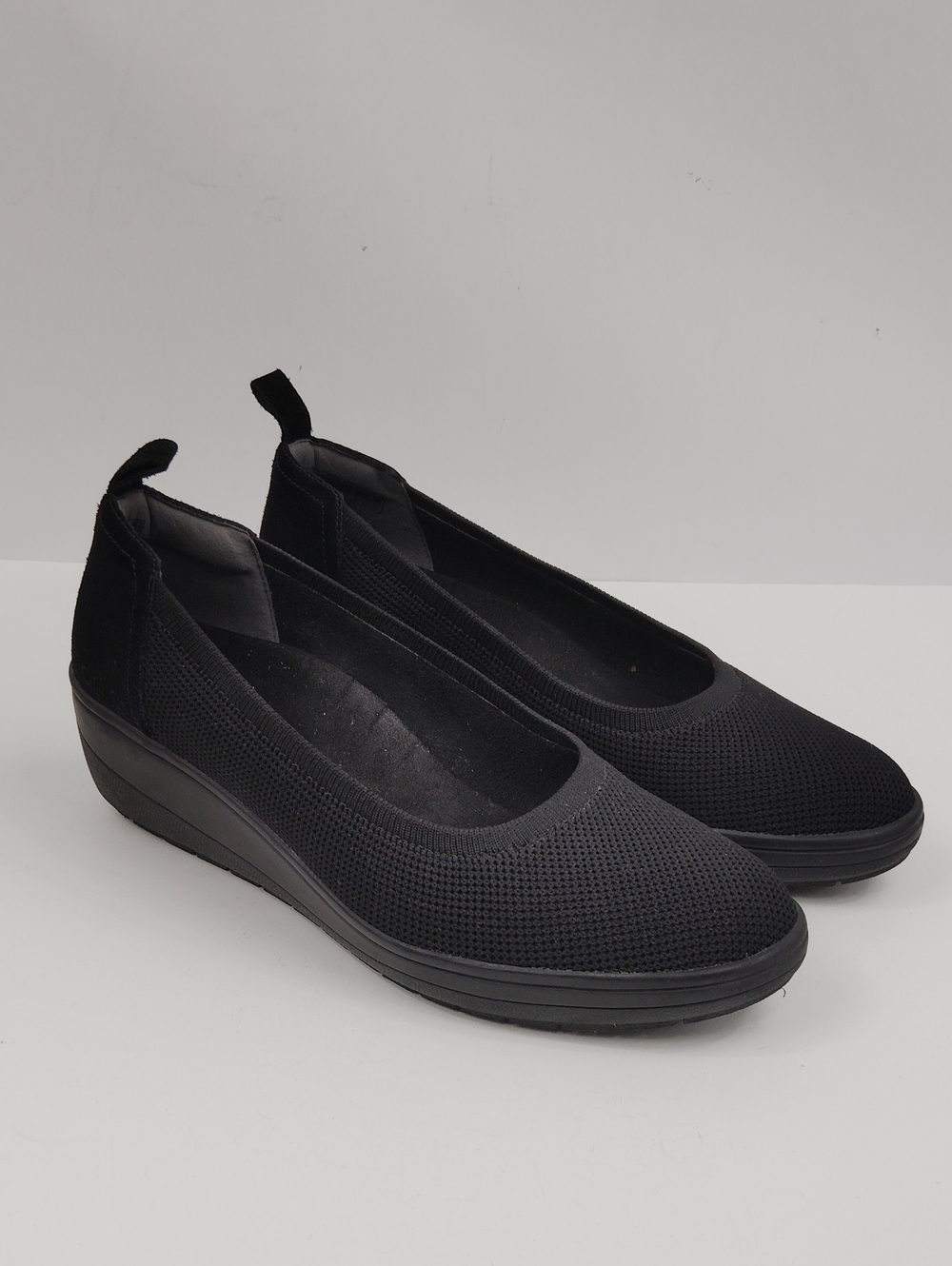 Vionic Jacey Knit Wedge